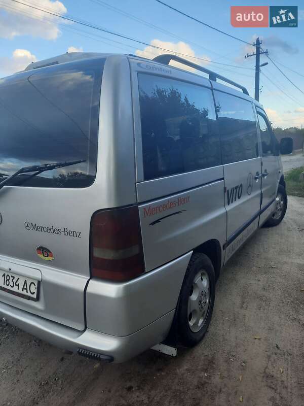 Минивэн Mercedes-Benz Vito 2000 в Днепре
