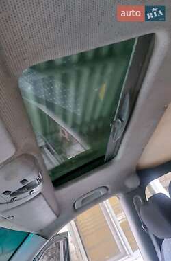 Минивэн Mercedes-Benz Vito 2004 в 