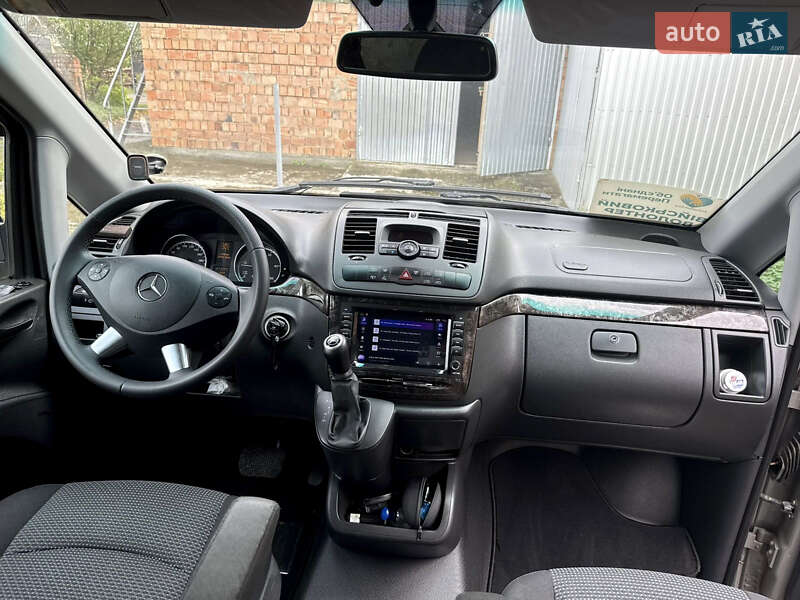 Минивэн Mercedes-Benz Vito 2011 в Черновцах