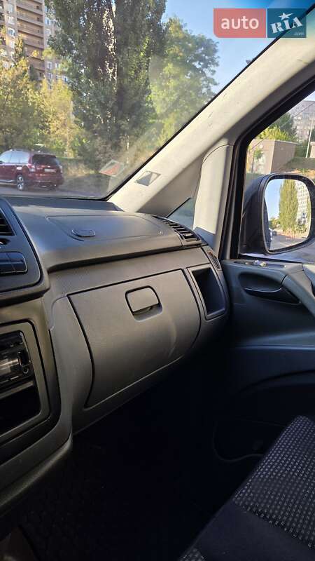 Минивэн Mercedes-Benz Vito 2004 в Киеве