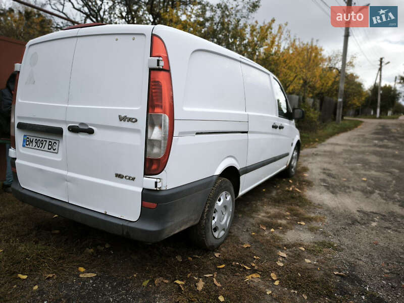 Вантажний фургон Mercedes-Benz Vito 2010 в Харкові