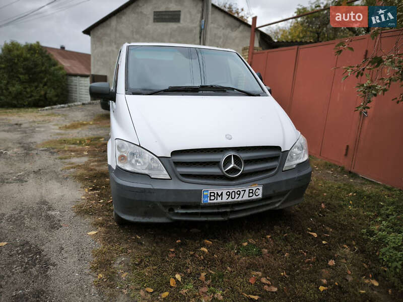 Вантажний фургон Mercedes-Benz Vito 2010 в Харкові