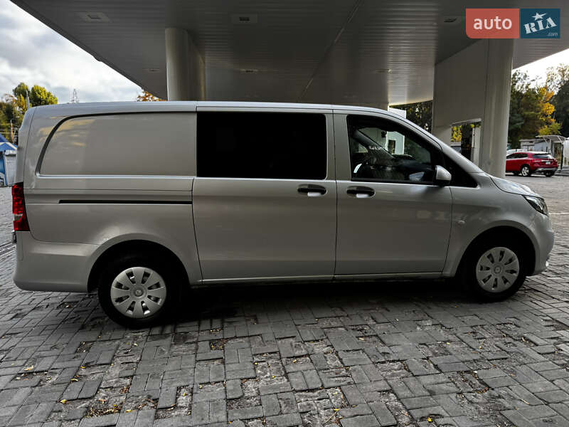 Вантажний фургон Mercedes-Benz Vito 2015 в Дніпрі