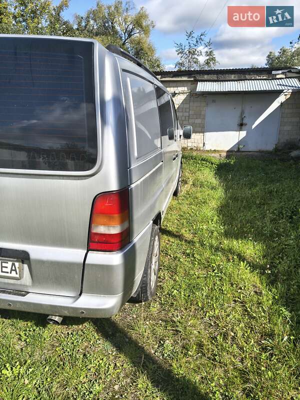 Мінівен Mercedes-Benz Vito 2001 в Бориславі