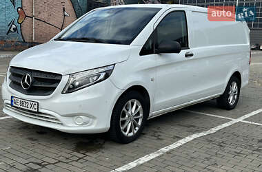 Вантажний фургон Mercedes-Benz Vito 2018 в 
