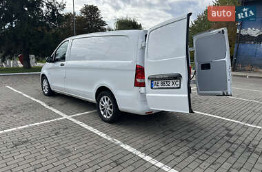 Вантажний фургон Mercedes-Benz Vito 2018 в 