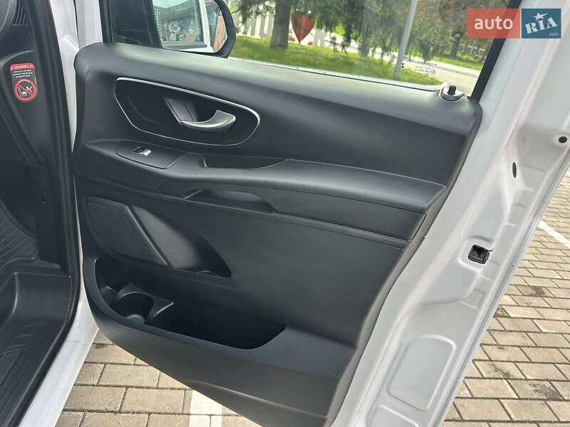 Вантажний фургон Mercedes-Benz Vito 2018 в Луцьку