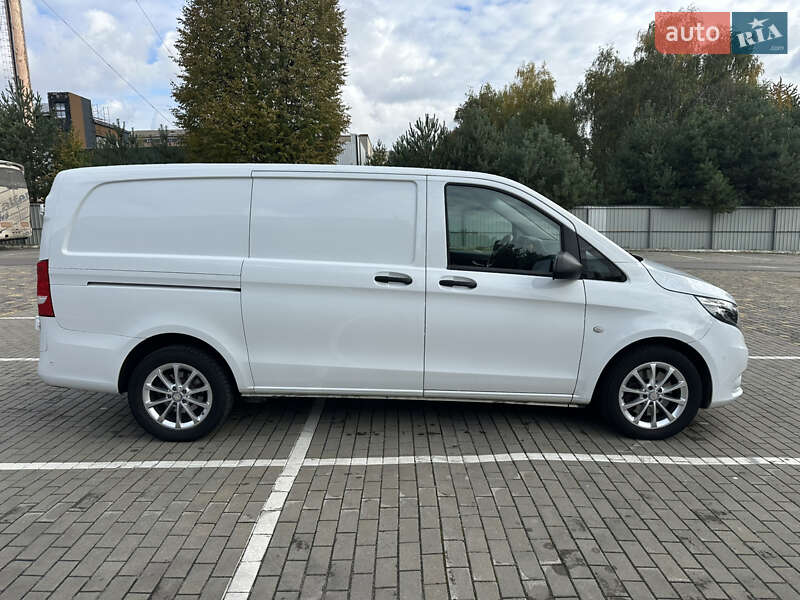 Вантажний фургон Mercedes-Benz Vito 2018 в Луцьку