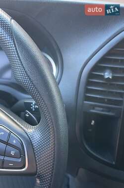 Мінівен Mercedes-Benz Vito 2021 в 
