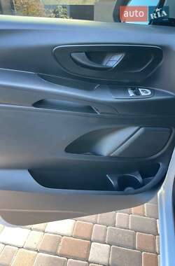 Мінівен Mercedes-Benz Vito 2021 в 
