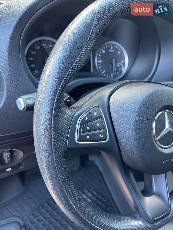 Мінівен Mercedes-Benz Vito 2021 в Чернівцях