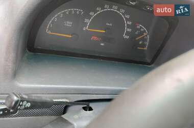 Минивэн Mercedes-Benz Vito 2003 в  фото 4 Минивэн Mercedes-Benz Vito 2003 в