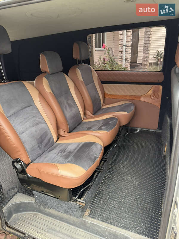 Грузопассажирский фургон Mercedes-Benz Vito 2011 в Калуше