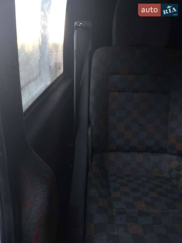 Мінівен Mercedes-Benz Vito 2003 в Чернівцях