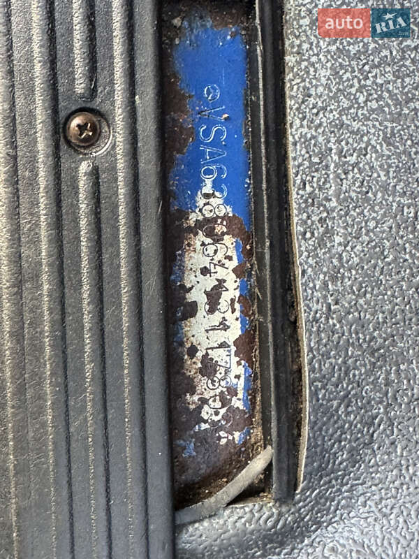 Мінівен Mercedes-Benz Vito 1998 в Чернівцях