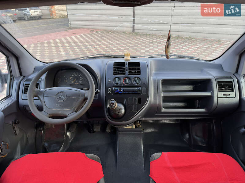 Мінівен Mercedes-Benz Vito 1998 в Чернівцях