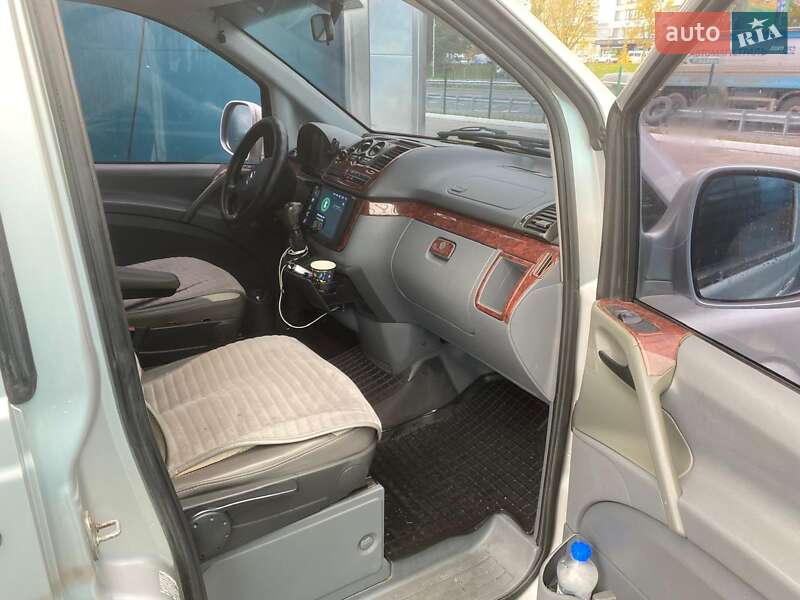 Минивэн Mercedes-Benz Vito 2005 в Киеве