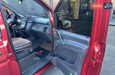 Минивэн Mercedes-Benz Vito 2010 в 