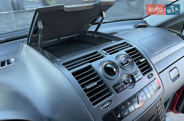 Минивэн Mercedes-Benz Vito 2010 в 