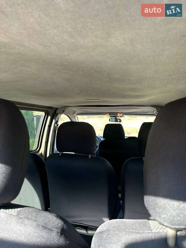 Минивэн Mercedes-Benz Vito 2006 в Калуше фото 48 Минивэн Mercedes-Benz Vito 2006 в Калуше