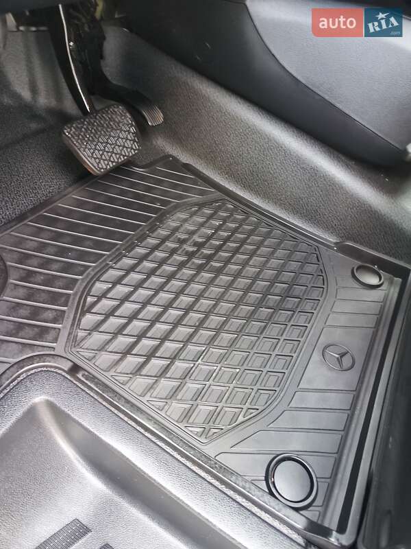 Мінівен Mercedes-Benz Vito 2020 в Львові