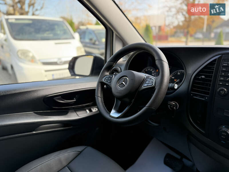 Минивэн Mercedes-Benz Vito 2016 в Черновцах