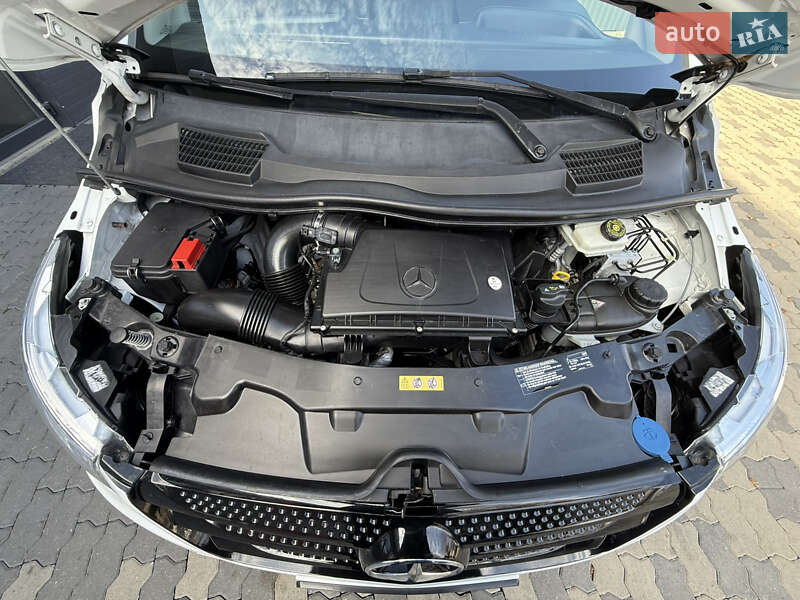 Минивэн Mercedes-Benz Vito 2016 в Черновцах