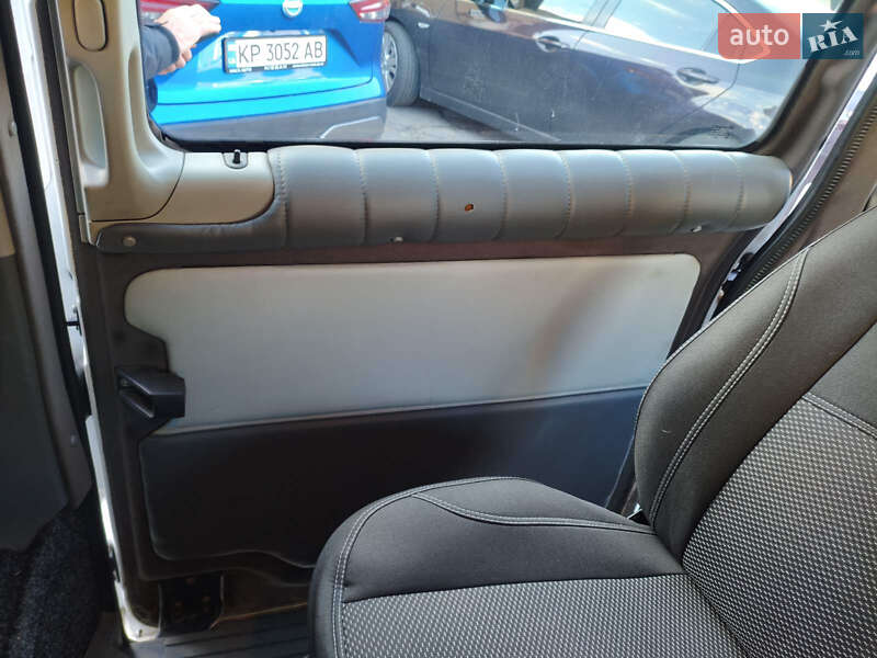 Минивэн Mercedes-Benz Vito 2008 в Запорожье фото 13 Минивэн Mercedes-Benz Vito 2008 в Запорожье