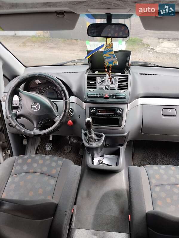 Мінівен Mercedes-Benz Vito 2004 в Києві