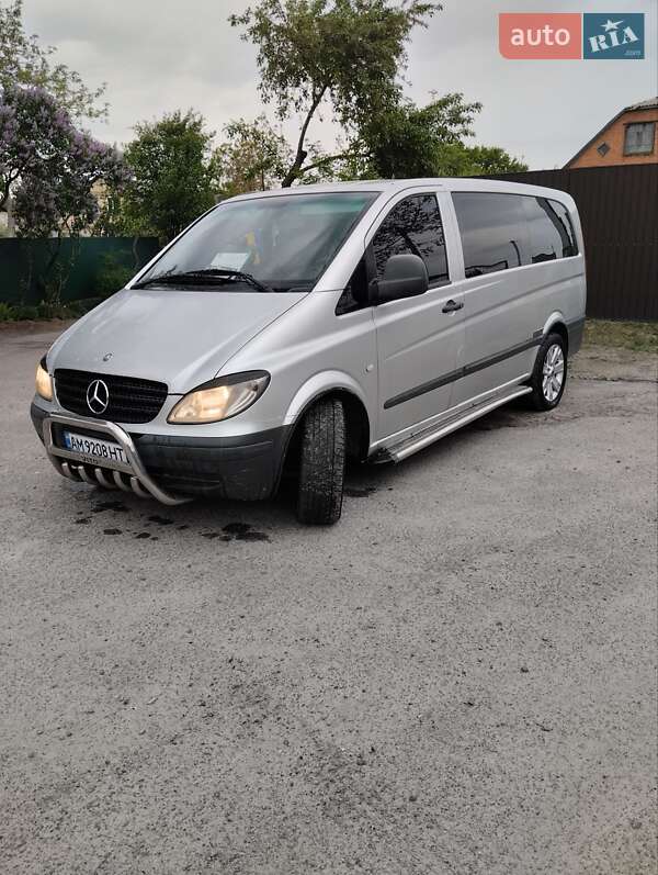 Мінівен Mercedes-Benz Vito 2004 в Києві