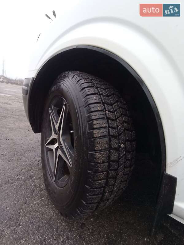 Мінівен Mercedes-Benz Vito 2006 в Новій Ушиці фото 16 Мінівен Mercedes-Benz Vito 2006 в Новій Ушиці