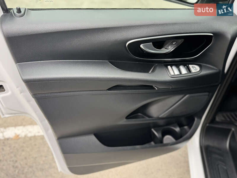 Минивэн Mercedes-Benz Vito 2015 в Киеве фото 19 Минивэн Mercedes-Benz Vito 2015 в Киеве