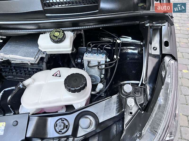 Мінівен Mercedes-Benz Vito 2019 в Івано-Франківську