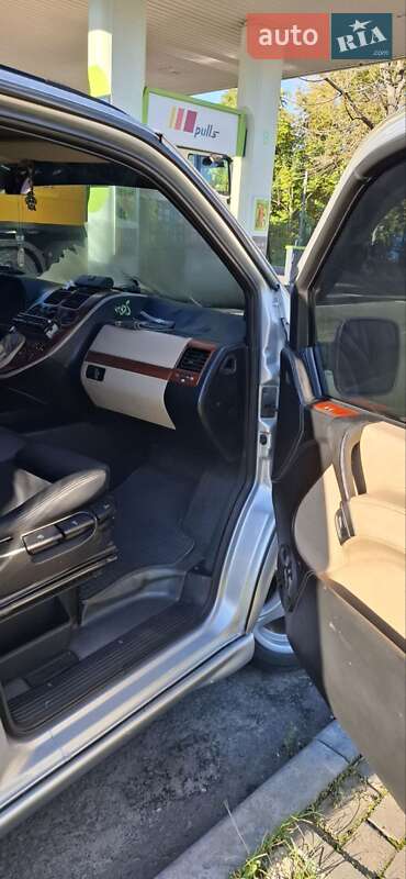 Грузопассажирский фургон Mercedes-Benz Vito 2003 в Одессе