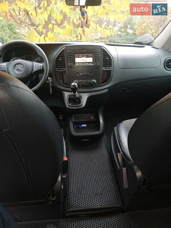 Минивэн Mercedes-Benz Vito 2015 в Виннице фото 19 Минивэн Mercedes-Benz Vito 2015 в Виннице