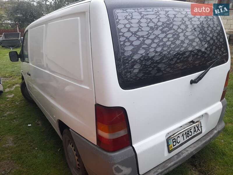 Грузовой фургон Mercedes-Benz Vito 2003 в Львове