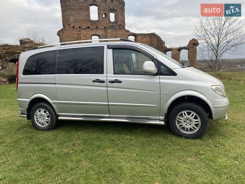 Минивэн Mercedes-Benz Vito 2006 в Корце