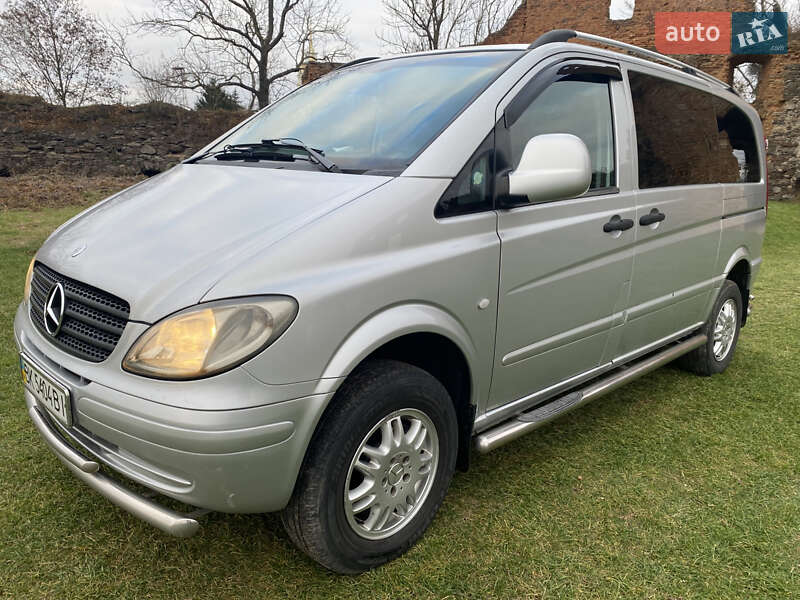 Минивэн Mercedes-Benz Vito 2006 в Корце