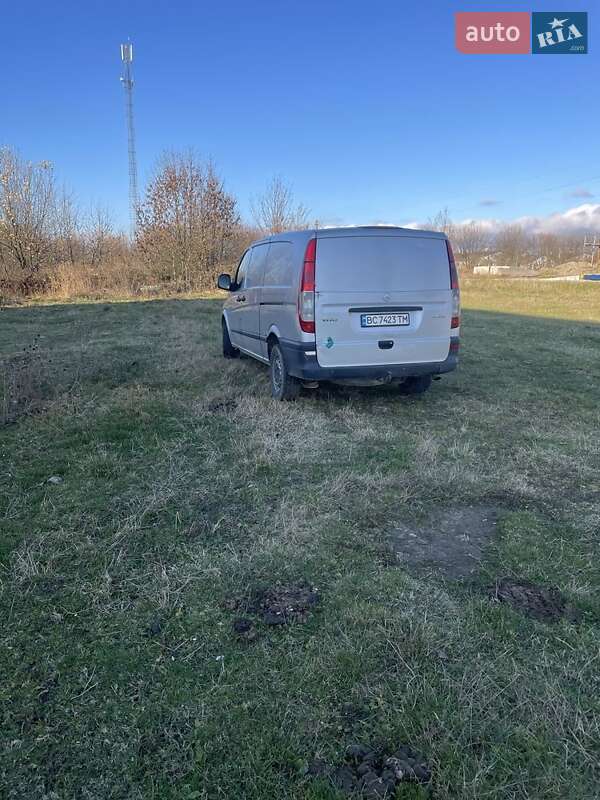 Грузовой фургон Mercedes-Benz Vito 2005 в Стрые