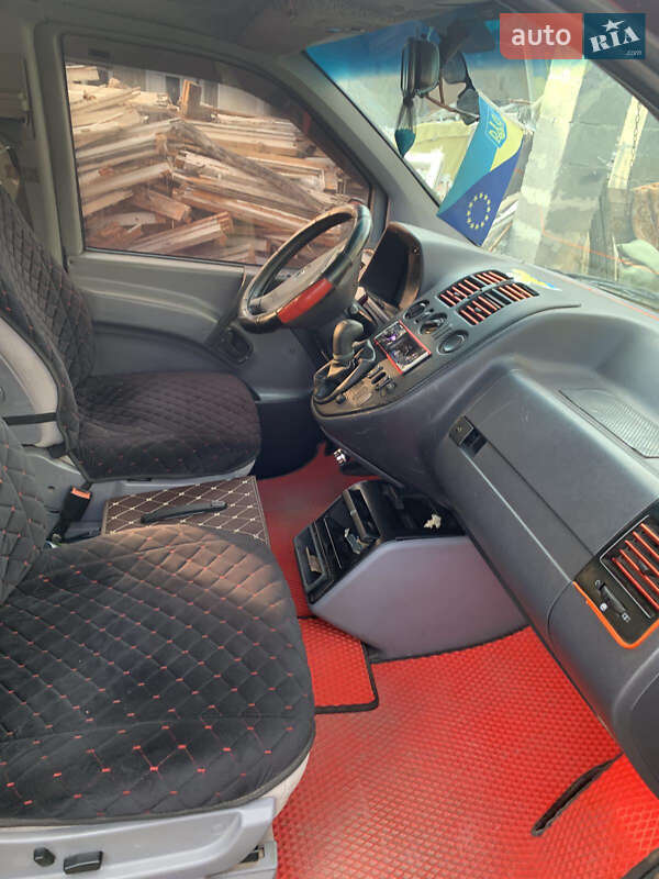 Минивэн Mercedes-Benz Vito 2000 в Хусте
