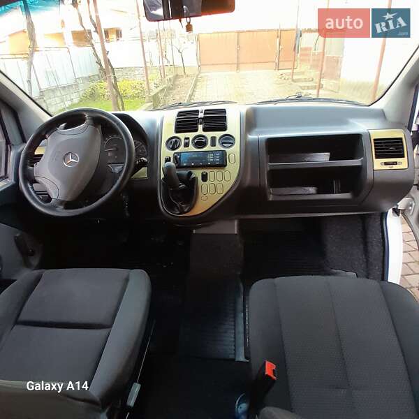 Минивэн Mercedes-Benz Vito 2000 в Виноградове