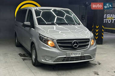 Минивэн Mercedes-Benz Vito 2018 в Черновцах