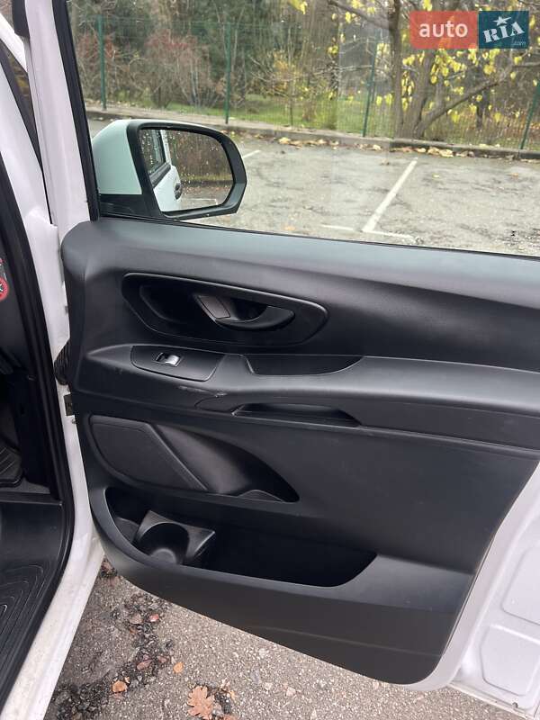 Минивэн Mercedes-Benz Vito 2014 в Киеве фото 9 Минивэн Mercedes-Benz Vito 2014 в Киеве