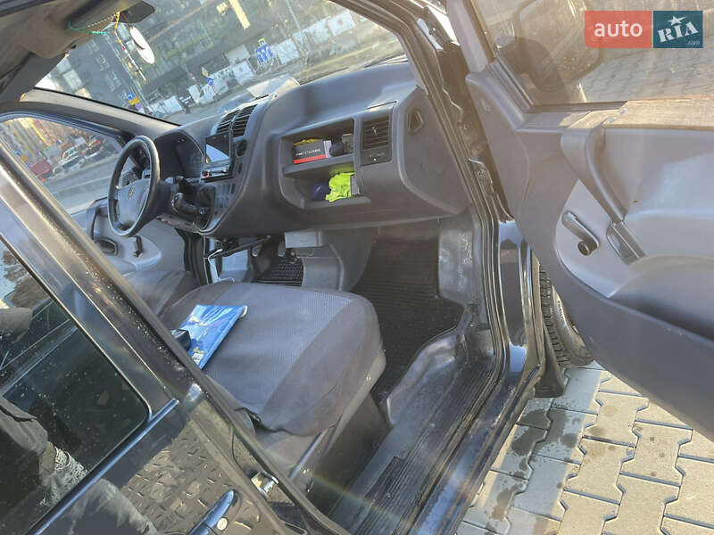 Минивэн Mercedes-Benz Vito 2000 в Львове фото 10 Минивэн Mercedes-Benz Vito 2000 в Львове