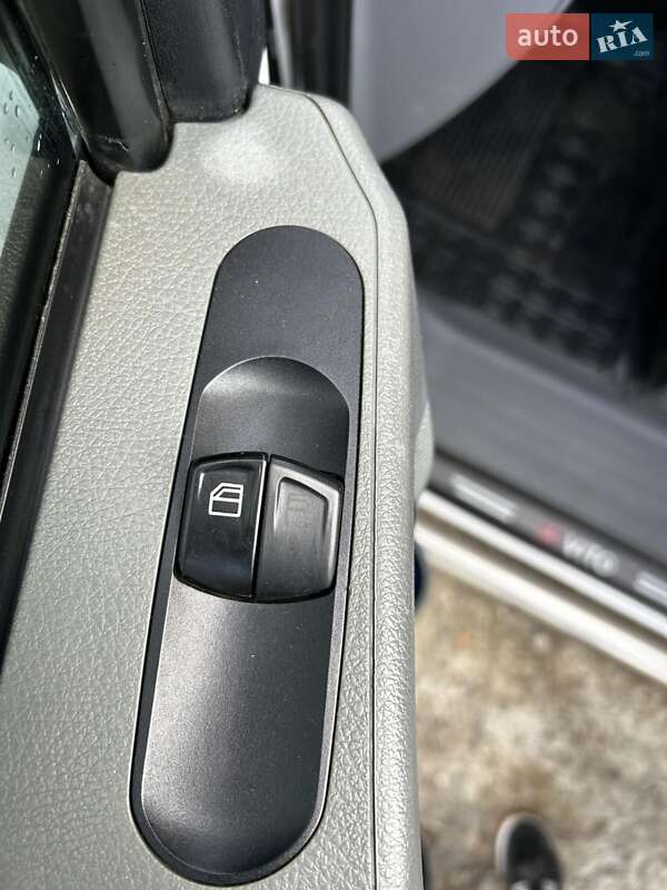 Минивэн Mercedes-Benz Vito 2007 в Черновцах