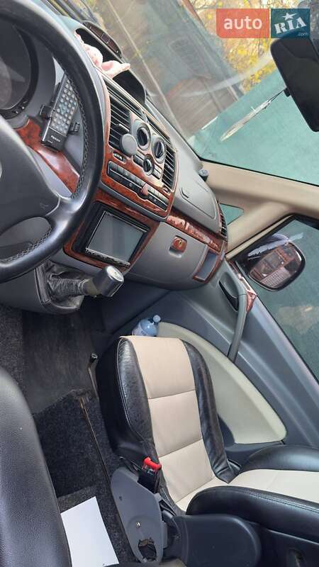 Минивэн Mercedes-Benz Vito 2004 в Буче