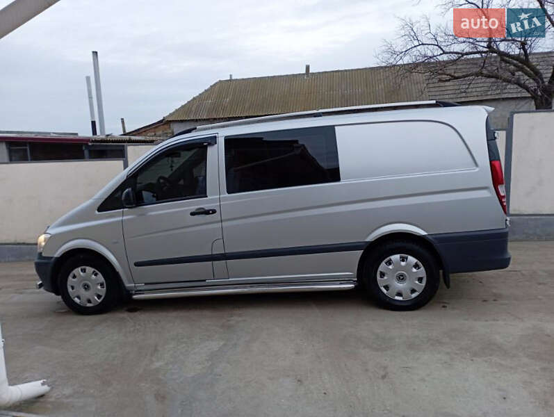 Mercedes-Benz Vito 2011