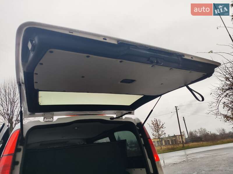 Минивэн Mercedes-Benz Vito 2005 в Шептицькому