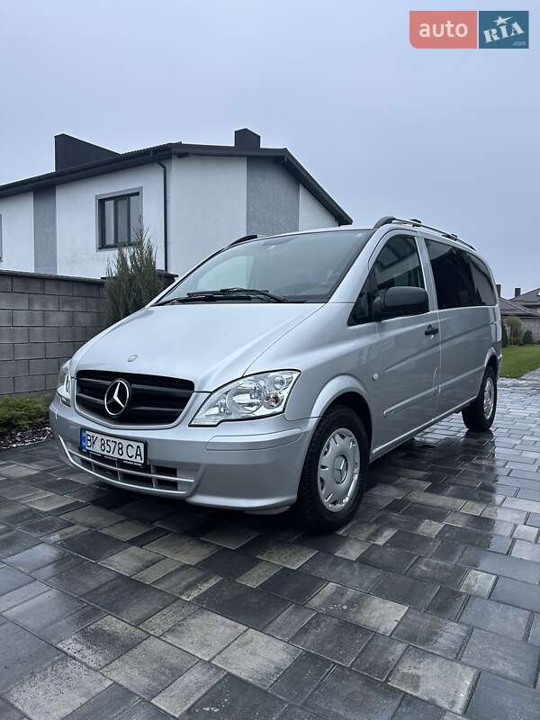 Минивэн Mercedes-Benz Vito 2011 в Ровно
