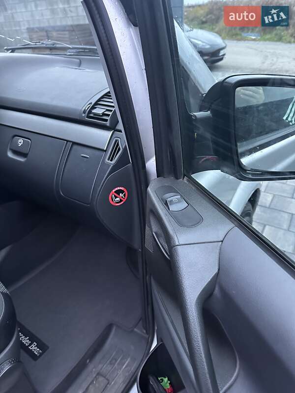 Минивэн Mercedes-Benz Vito 2011 в Ровно